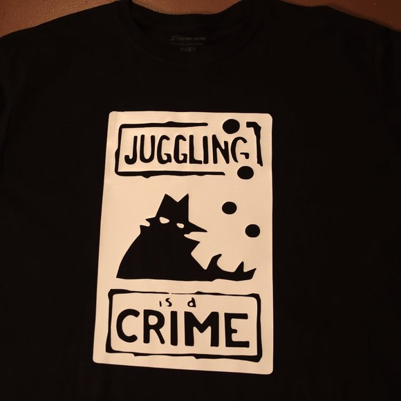 Juggling Is A Crime 'Comedy Prank T-Shirt' Makes a Great Gift.... - Picture 3 of 3